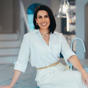 Jennifer Perrotta